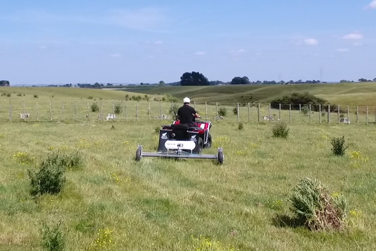 Redback Weed Wiper Weed Wipers Walco Engineering